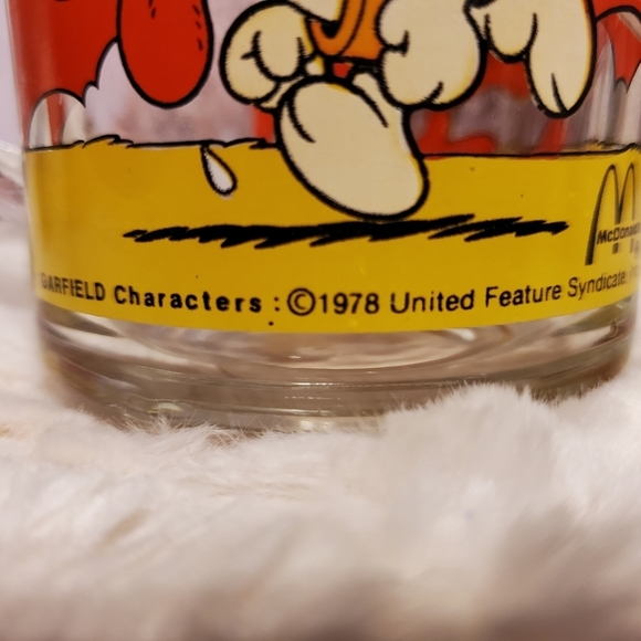 VINTAGE Garfield McDonalds Glass Mugs by Jim Davis - Picture 7 of 9